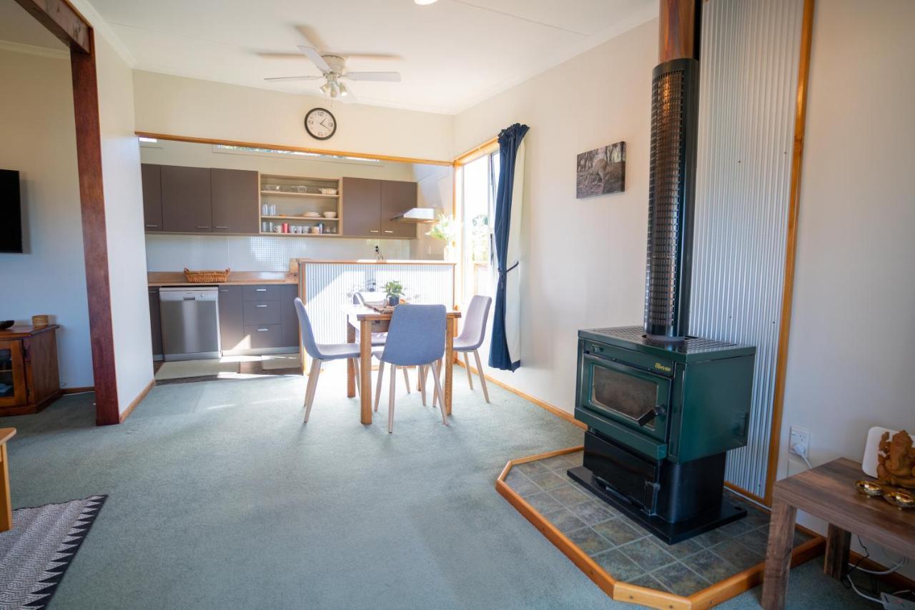 Dee'S On Bligh - Te Anau Holiday Home Экстерьер фото