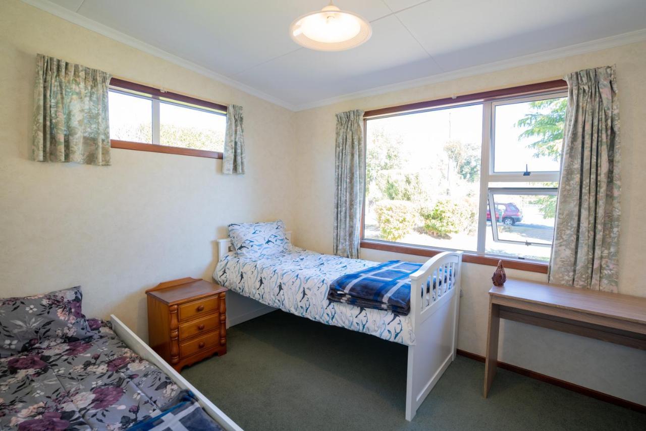 Dee'S On Bligh - Te Anau Holiday Home Экстерьер фото